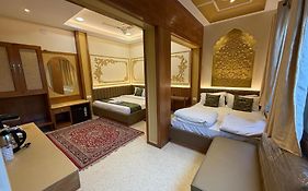 Hotel Temple On Ganges